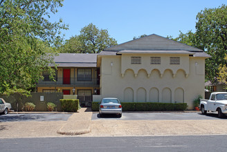 4007 Avenue C in Austin, TX - Foto de edificio - Building Photo