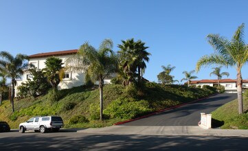 Casa Vista Apartments in Bonsall, CA - Building Photo - Building Photo