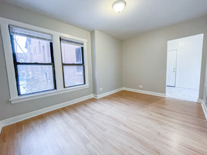 2627 N Spaulding Ave in Chicago, IL - Building Photo - Building Photo