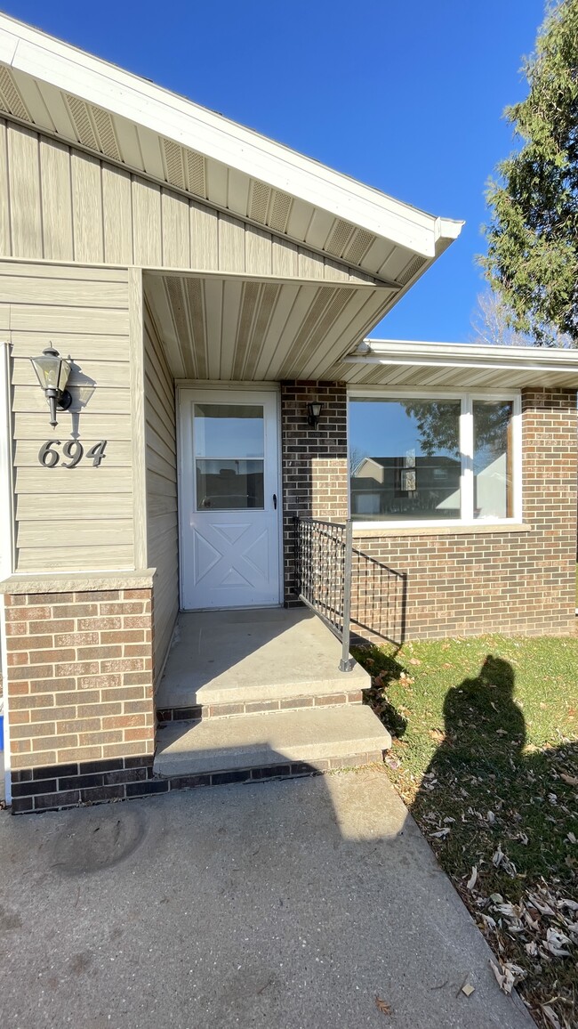 694 Trailsway Ln