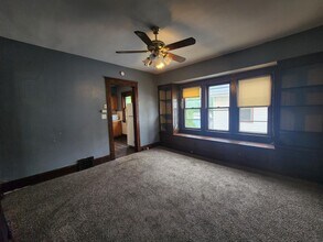 11321 Parkview Ave in Cleveland, OH - Building Photo - Building Photo