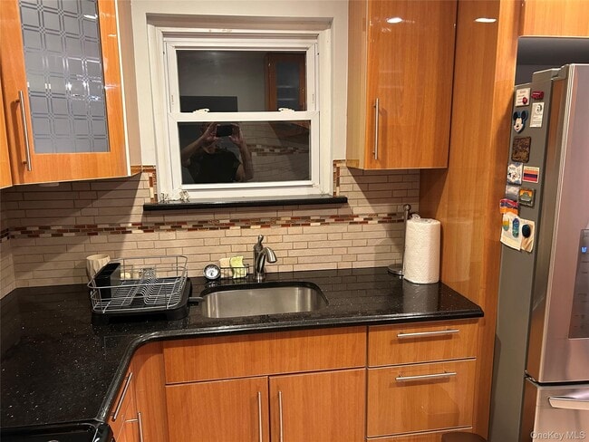 59-26 Linden St in Queens, NY - Building Photo - Building Photo