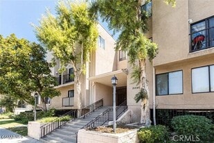 21040 Parthenia St, Unit 21040 Parthenia St #29 in Canoga Park, CA - Building Photo