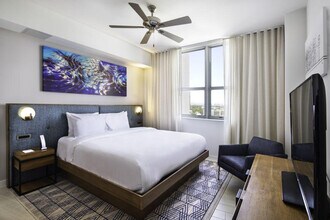 1780 Polk St in Hollywood, FL - Foto de edificio - Building Photo