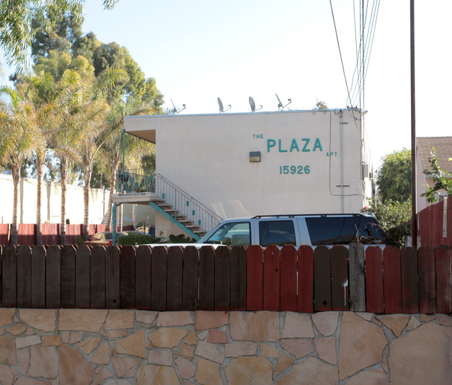 The Plaza Apt in Bellflower, CA - Building Photo - Building Photo