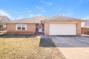 5421 Sudbury Ln in Oklahoma City, OK - Building Photo