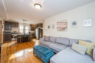 3248 N Linder Ave in Chicago, IL - Building Photo - Building Photo