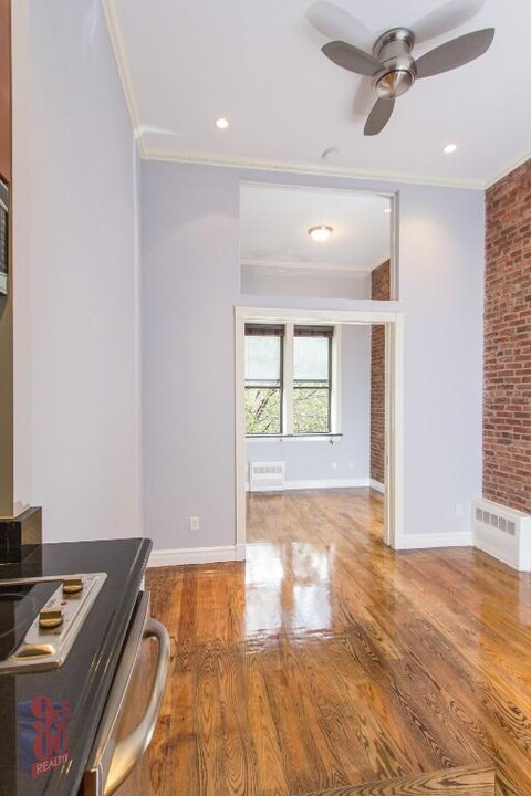 234 W 14th St, Unit 2D in New York, NY - Building Photo