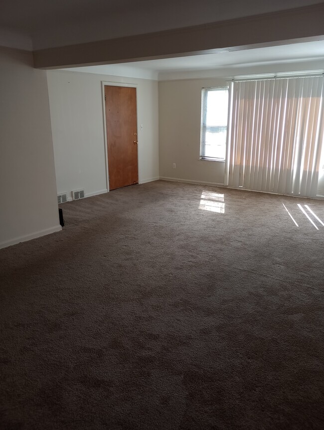 20216 Stratford Rd, Unit 20216