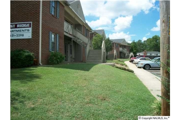 West Ridge Apartments in Decatur, AL - Building Photo - Building Photo