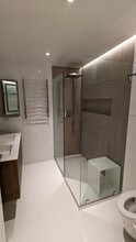 420 E 64th St, Unit W7H in New York, NY - Building Photo - Building Photo
