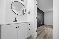 1106 W Tri Oaks Ln photo'