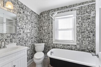 1126 Cedar St in Wyandotte, MI - Building Photo - Building Photo