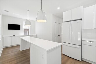 632 Boulevard E, Unit #2 in Weehawken, NJ - Building Photo - Building Photo