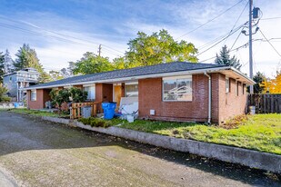 3300 Kauffman Ave in Vancouver, WA - Building Photo