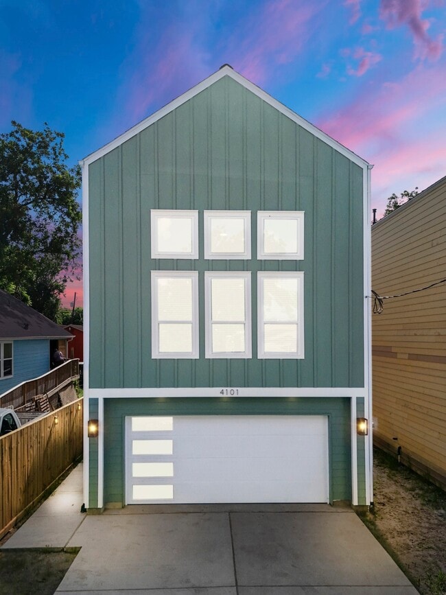 property at 4101 E Rogers St