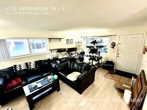 4758 Greenholme Dr in Sacramento, CA - Building Photo - Building Photo