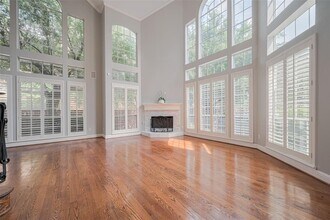 5302 Fayette St in Houston, TX - Building Photo - Building Photo
