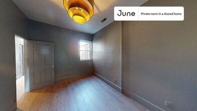 Private bedroom in 4 bed/2 bath Home in Washington, DC - Building Photo - Building Photo