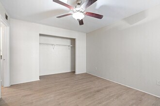 Pine Lake Village in Houston, TX - Building Photo - Interior Photo