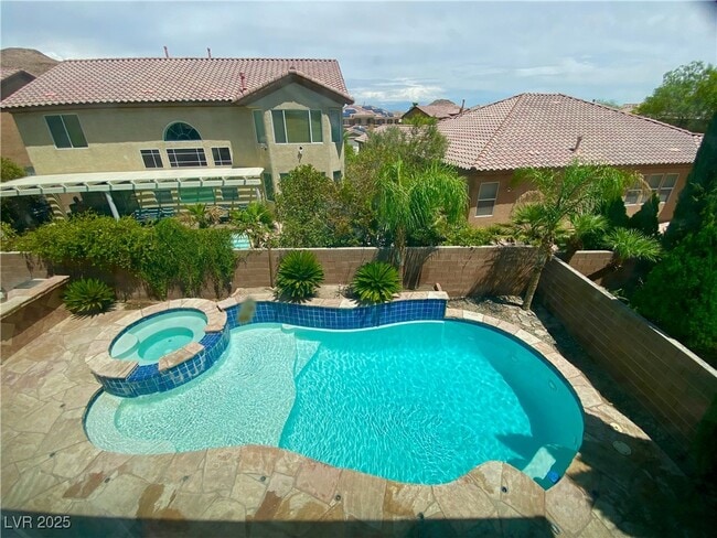 property at 758 London Eye Ct