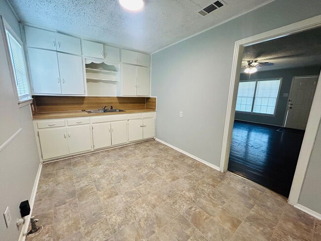 3816 Cumberland Ave in Waco, TX - Foto de edificio - Building Photo