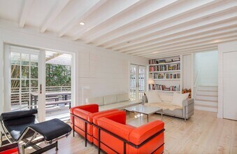 10 Hildreth St in Sag Harbor, NY - Building Photo - Building Photo