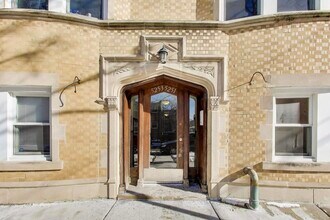5253 N Rockwell St in Chicago, IL - Building Photo - Building Photo