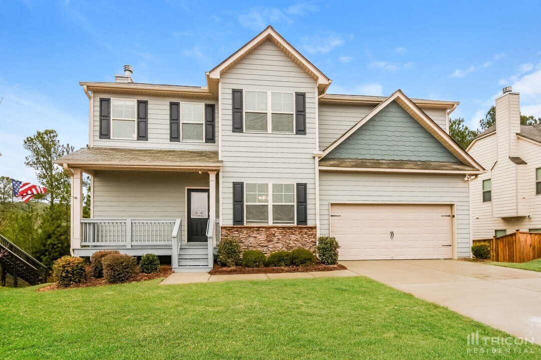 620 Stable View Loop in Dallas, GA - Building Photo