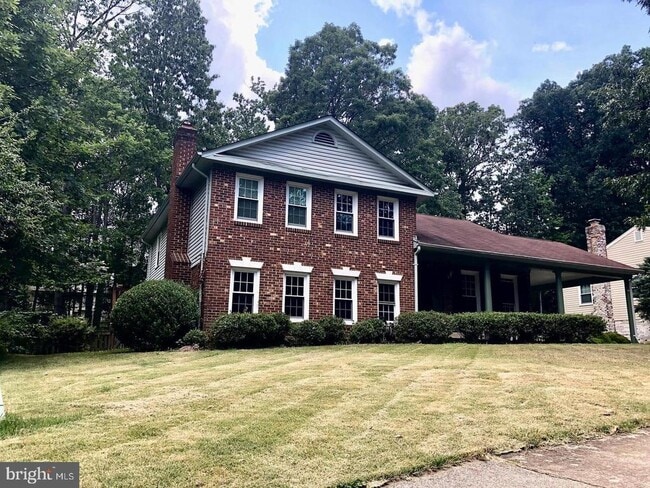 property at 12212 Redwood Ct