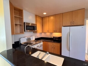 71 Rocca Dr in Fairfax, CA - Building Photo - Building Photo