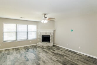 5105 Raymond Dr in Fort Worth, TX - Building Photo - Building Photo