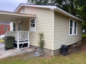 104 Milling St in Darlington, SC - Building Photo - Building Photo