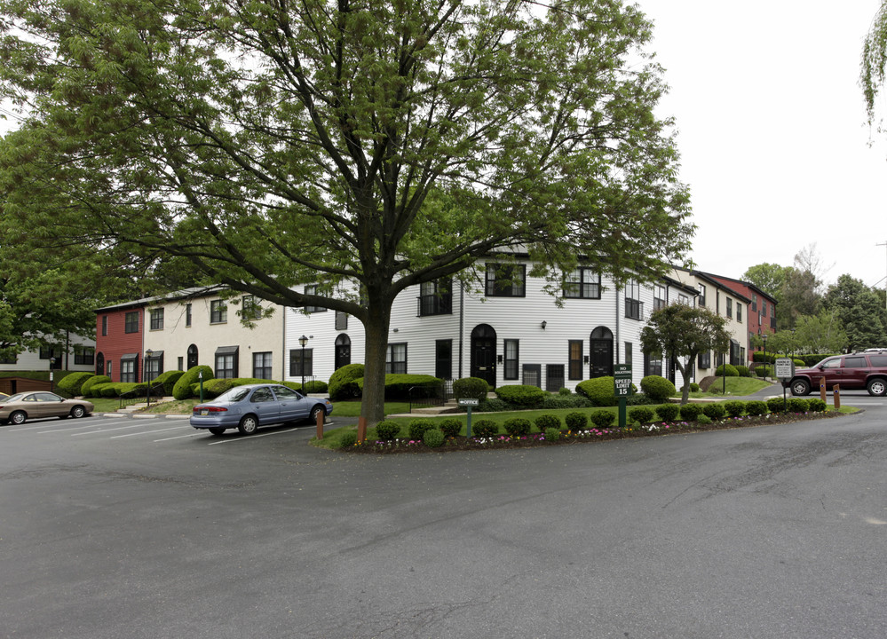 Will-O-Hill Apartments in Reading, PA - Foto de edificio