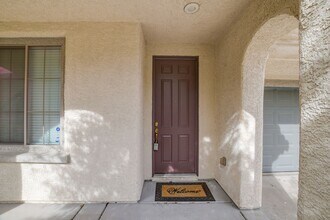 11904 Menchaca Ln in Las Vegas, NV - Building Photo - Building Photo