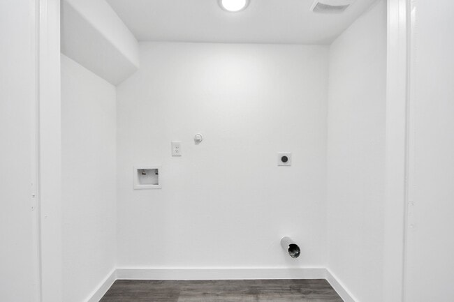 property at 2322 Wavell St