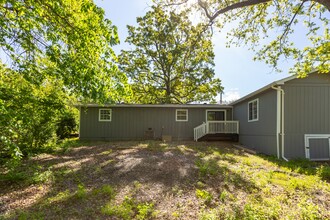13 Leisure Rd in Eldon, MO - Building Photo - Building Photo
