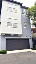 1876 N Orizaba Ave in Long Beach, CA - Building Photo