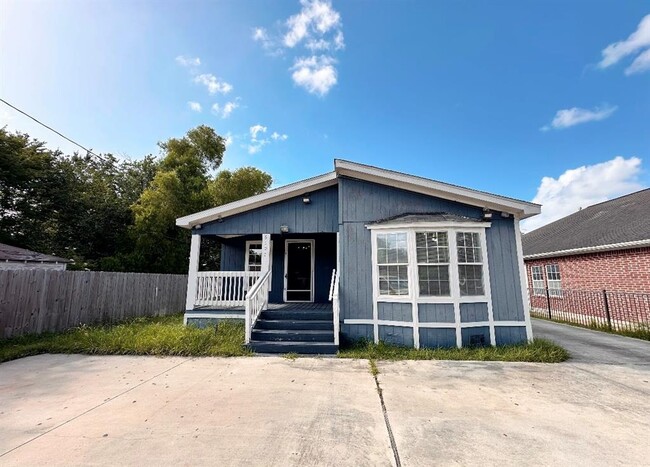 9507 Klondike St in Houston, TX - Building Photo - Building Photo