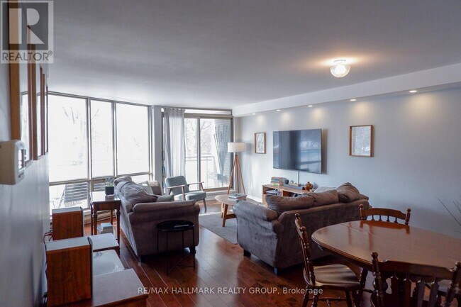 30 Charlevoix St. in Ottawa, ON - Building Photo - Building Photo