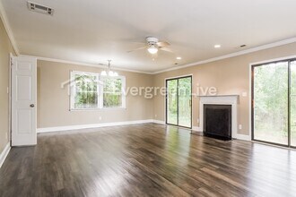 245 Guinevere Ct in Winston-Salem, NC - Building Photo - Building Photo