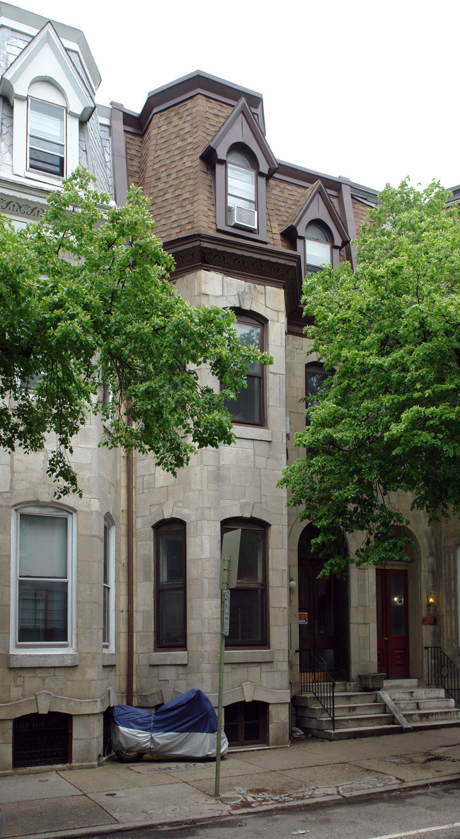 142 N 21st St in Philadelphia, PA - Foto de edificio - Building Photo