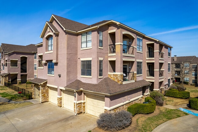 Villas of Vista Ridge in Lewisville, TX - Foto de edificio - Building Photo