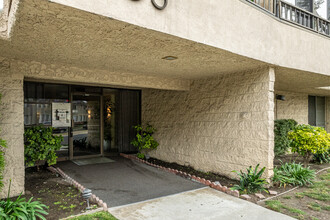 4505 California Ave in Long Beach, CA - Building Photo - Building Photo