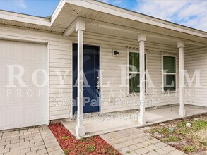 18313 Gibraltar Ln in Lehigh Acres, FL - Building Photo - Building Photo