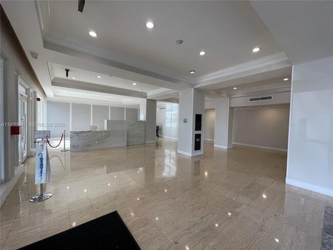 1865 79th Street Causeway, Unit 2L in North Bay Village, FL - Foto de edificio - Building Photo