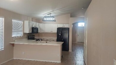 121 W Sagebrush St in Gilbert, AZ - Building Photo - Building Photo