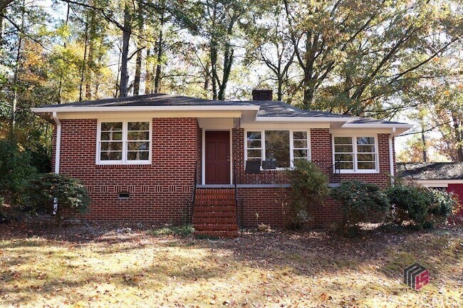 property at 134 Wildwood Ct