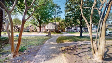 12618 Misty Valley Dr in Houston, TX - Foto de edificio - Building Photo