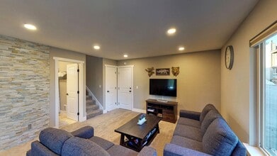12835 Northwoods Blvd in Truckee, CA - Building Photo - Building Photo